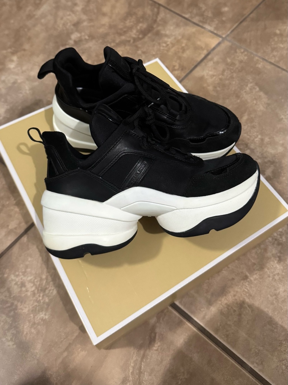 Michael Kors Olympia Trainer
Sneakers